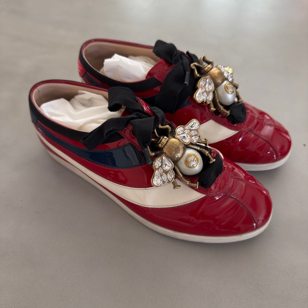 Gucci Red White Navy Patent Leather Bee-Embellished Sneakers